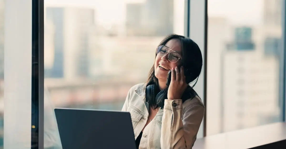 Les forfaits mobiles adaptés aux jeunes actifs : guide complet
